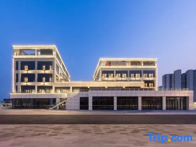 Crystal Hotel, Art Avenue, Development Zone, Langfang