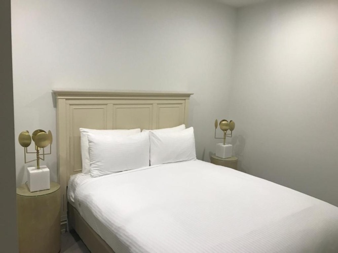 1 Bedroom Deluxe Apartment