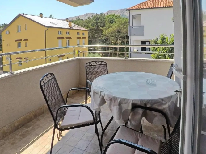 2 Bedrooms Apartment with balcony