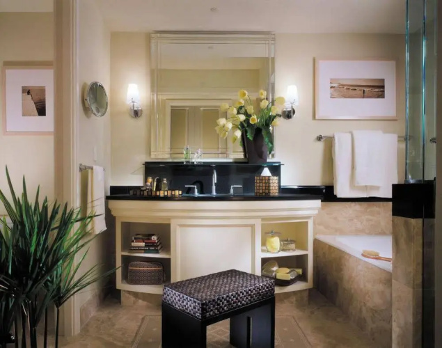 Four Seasons Residences