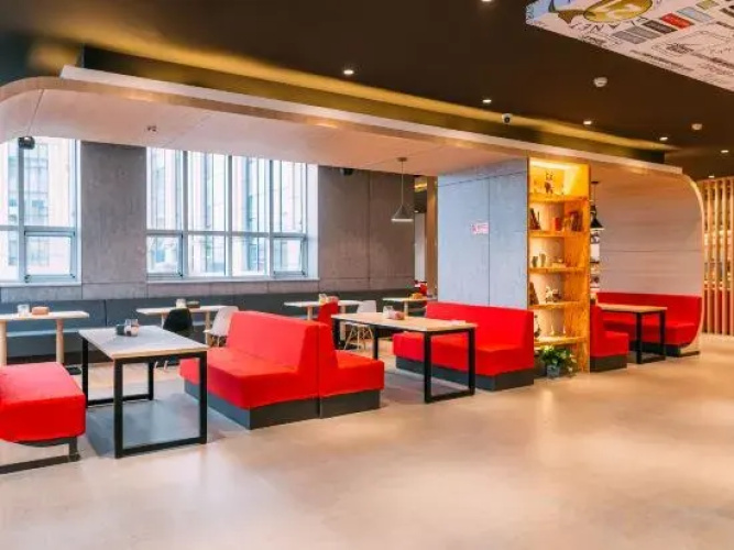 Ibis Hotel (Shanxi Dayi Hospital)