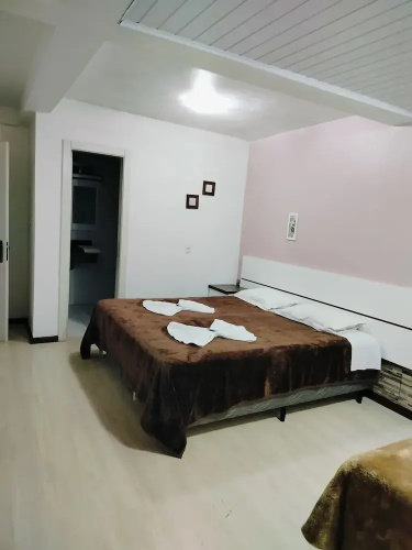 Pousada Essência Plátanos