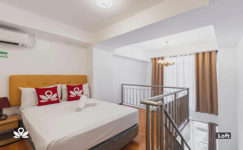 OYO 105 Melbourne Suites