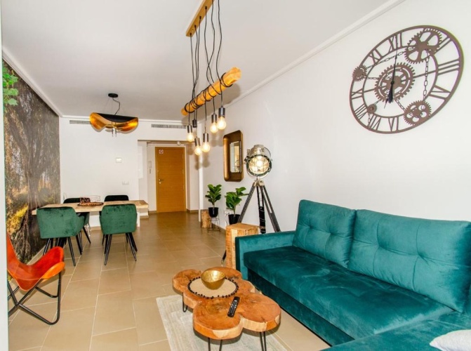 2 Bedrooms Apartment
