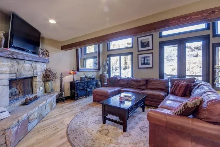 365 Deer Valley Drive - Unit B