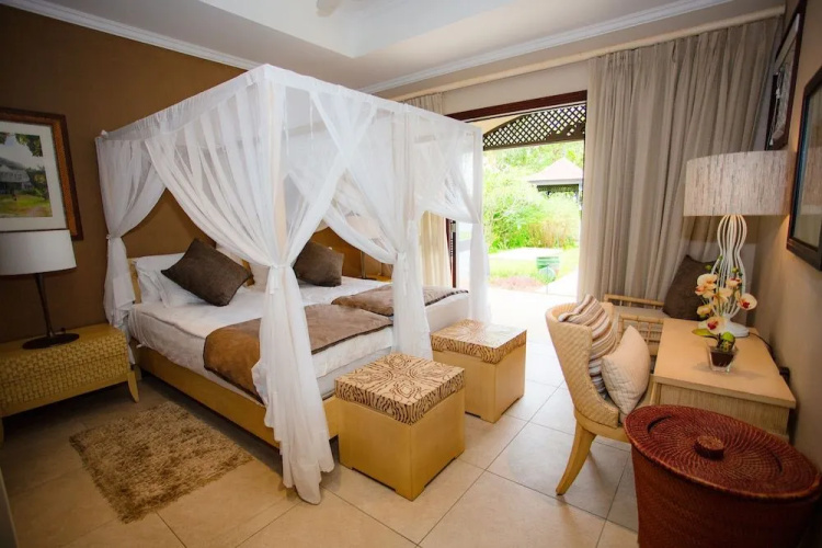 Spas Villas
