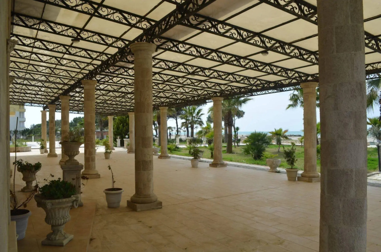 Royal Park Hotel
