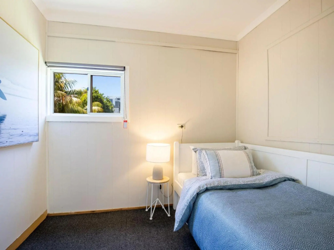 Boho - Pet Friendly - 1 Min Walk to Beach
