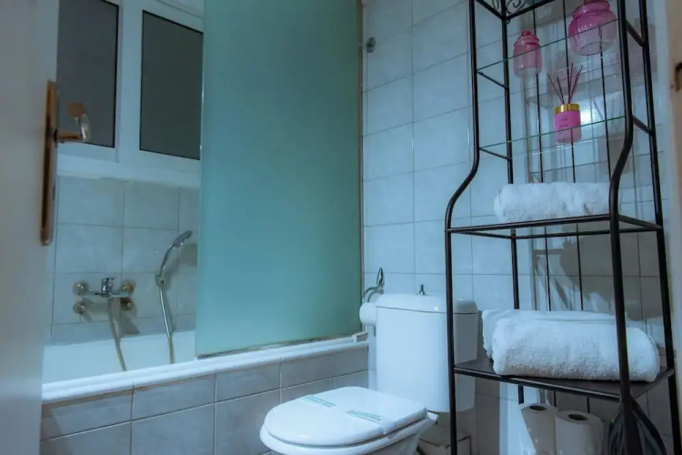 Plaka Apartment