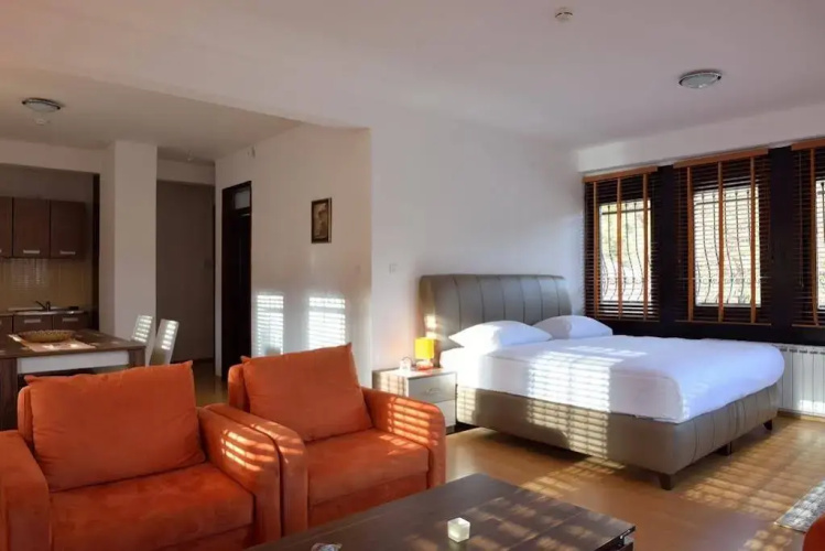 Hotel Corner