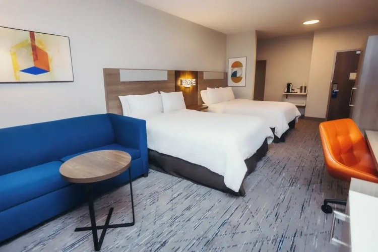 Quadruple Suite