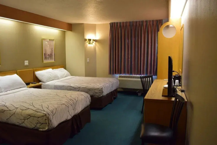 Willow Creek Inn