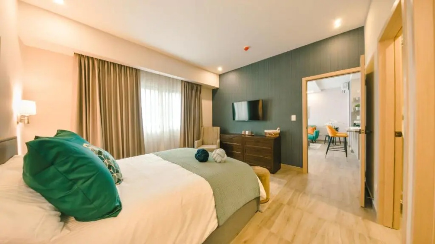 Fully Serviced Apartment at Regatta Living II - 6C