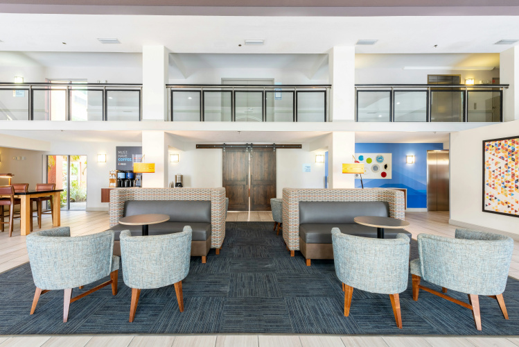 Holiday Inn Express & Suites Bradenton West photo 32