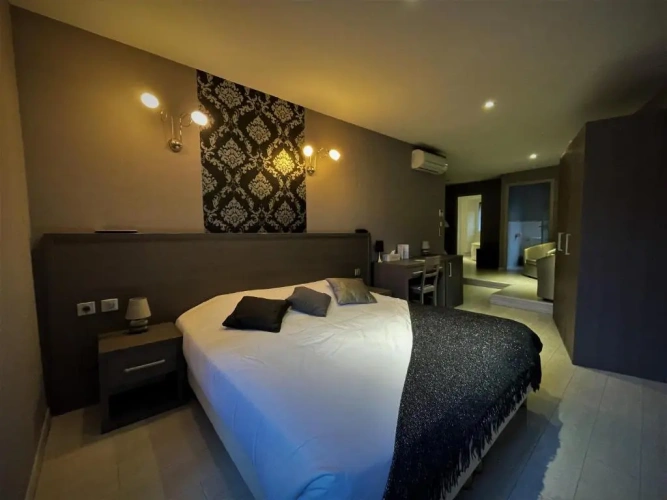 Family Suite with view