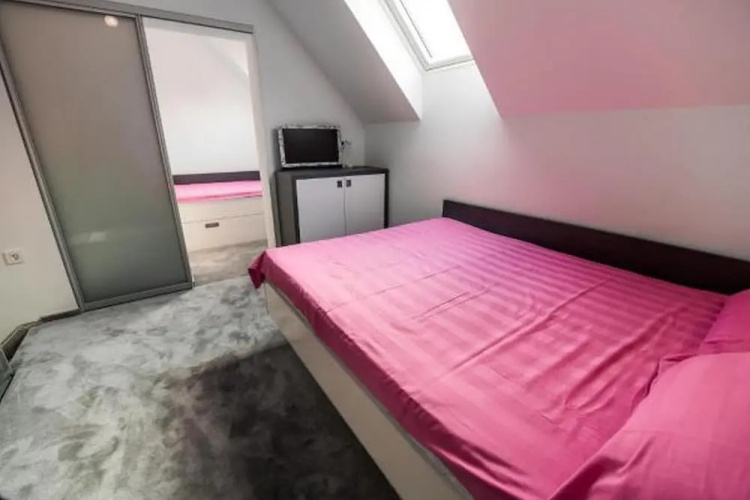 Golf Apartment