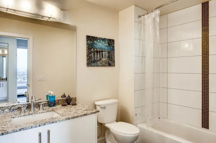 Executive Suite 2BR2BA Convention Center