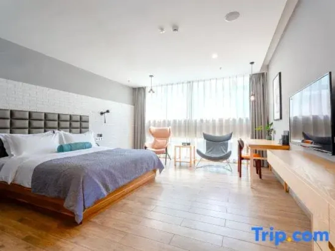 Standard Double room with courtyard view
