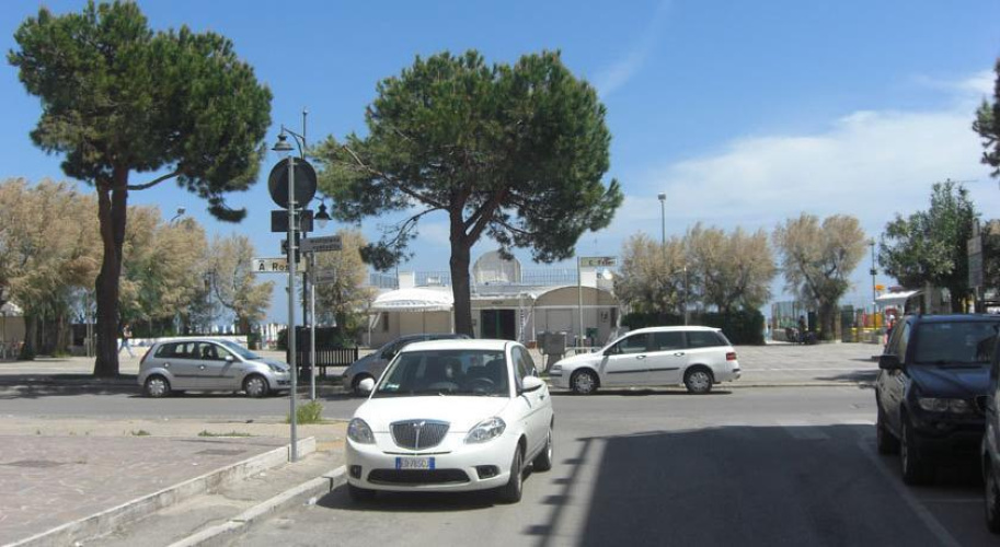 LOnda E Il Mare
