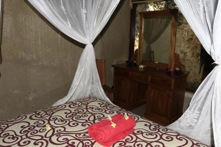 Satria Bungalow