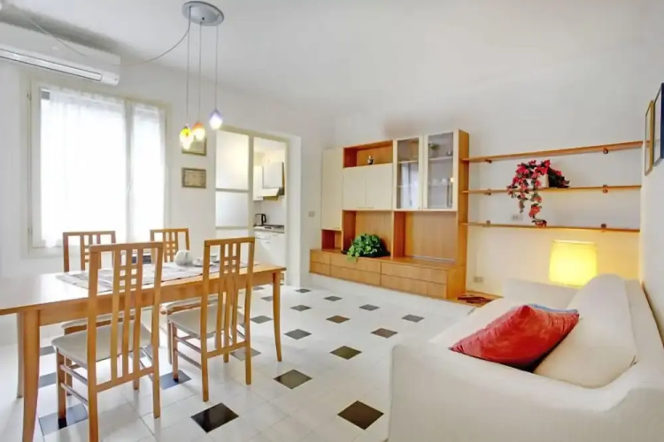 Grimaldi Apartments Zaccaria
