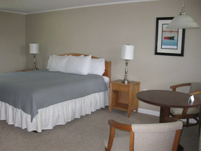 The Chatham Motel