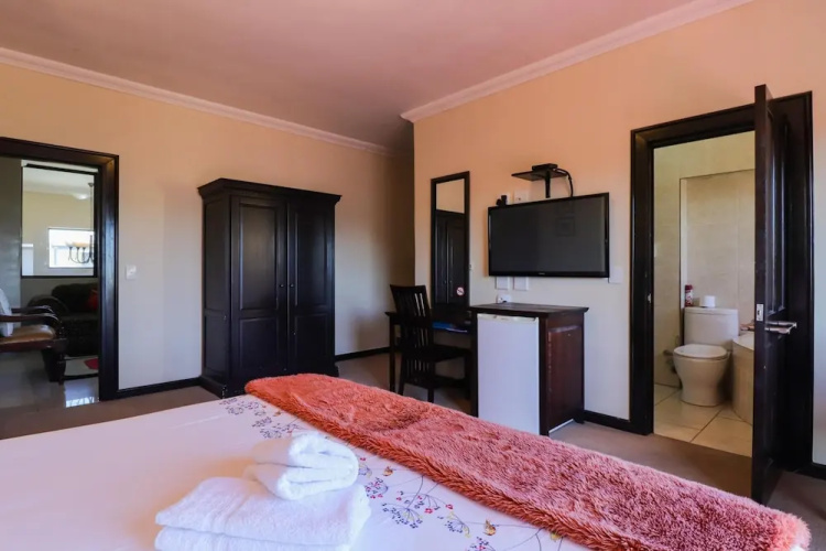 Kwantu Guesthouse 3