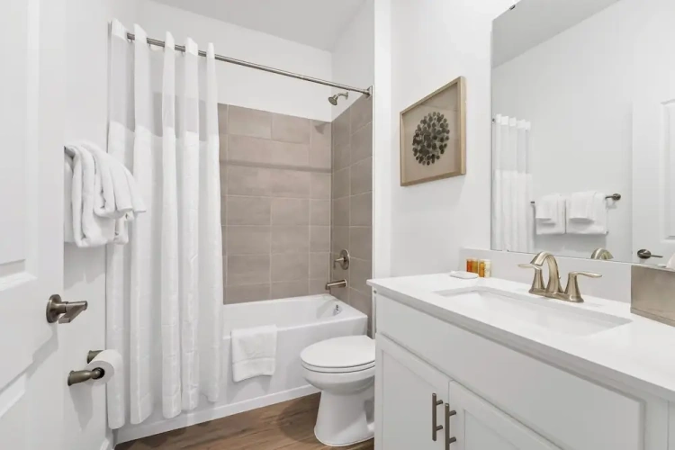 5 Bedrooms Premium Cottage