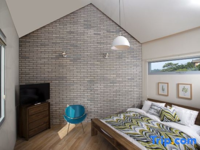 Standard room with balcony