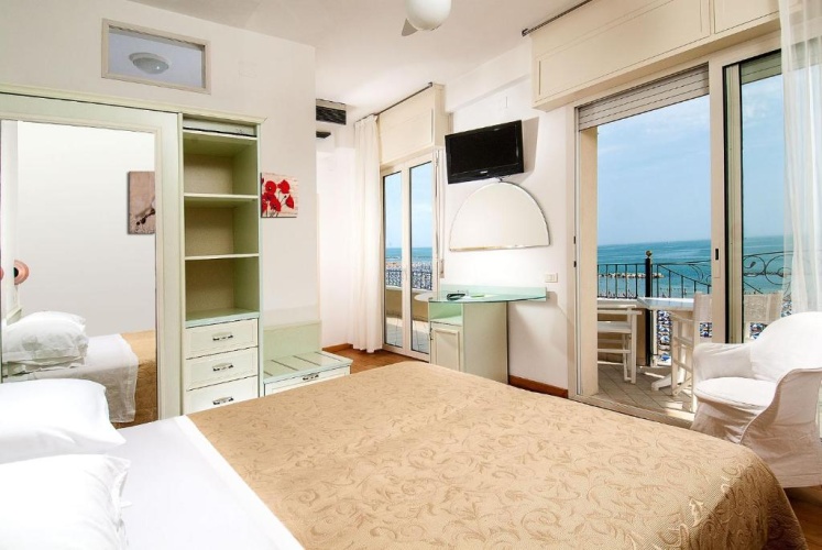 Deluxe Double room with sea view