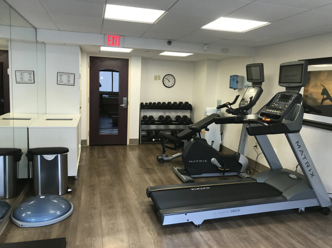 Holiday Inn Express Philadelphia-Penns Landing photo 22