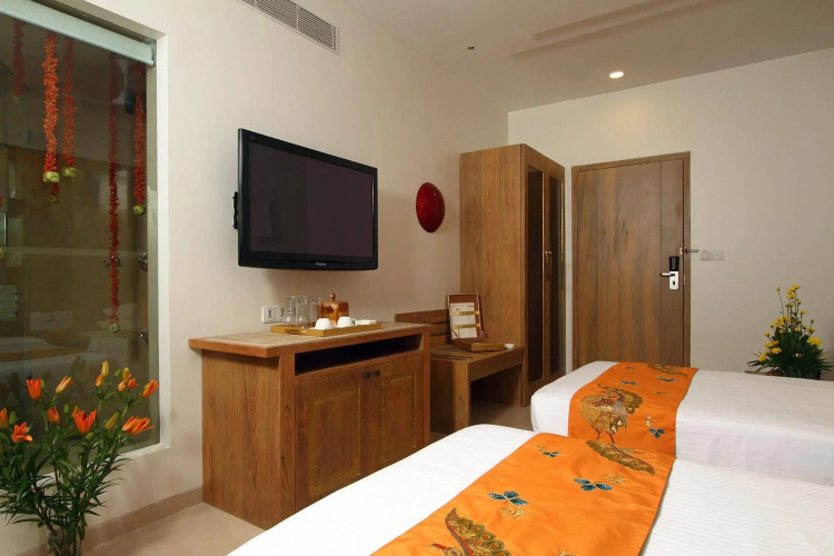 Le Sutra Hotel