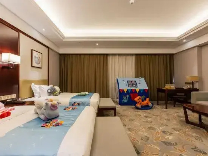 Baohua Mountain Jinlong International Hotel