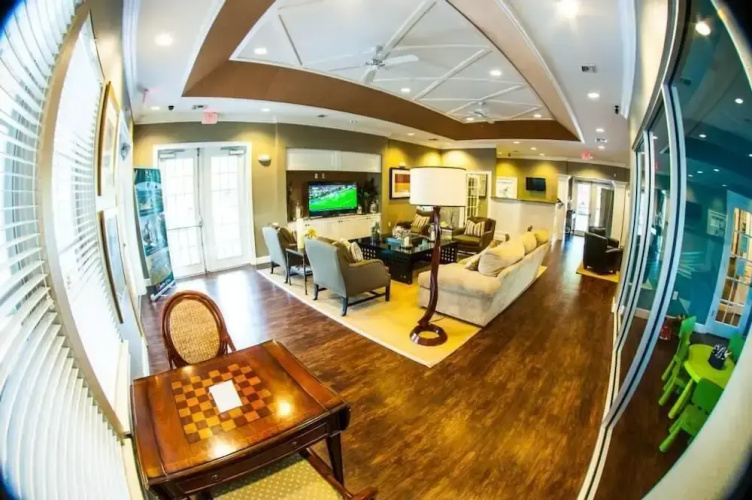 December Special LV 3 Beds 2 Baths Id:61208