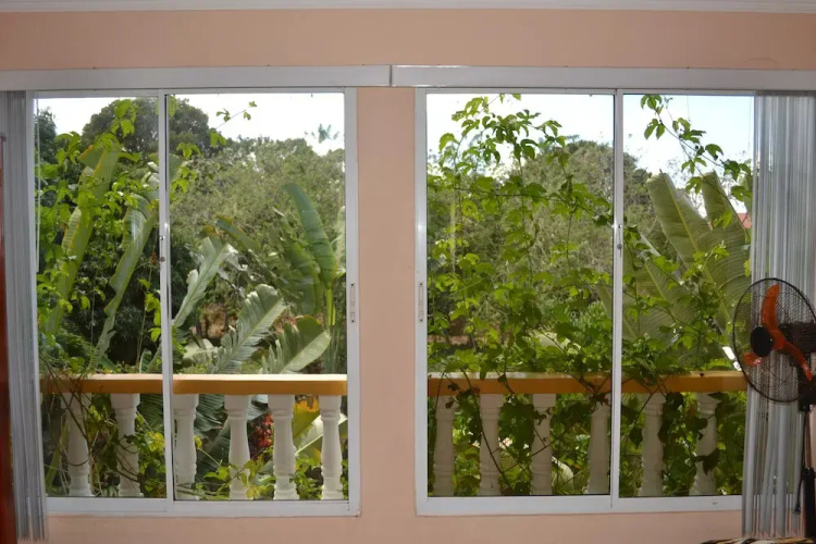 4 Bedroom Villa, private pool, security, ocean view