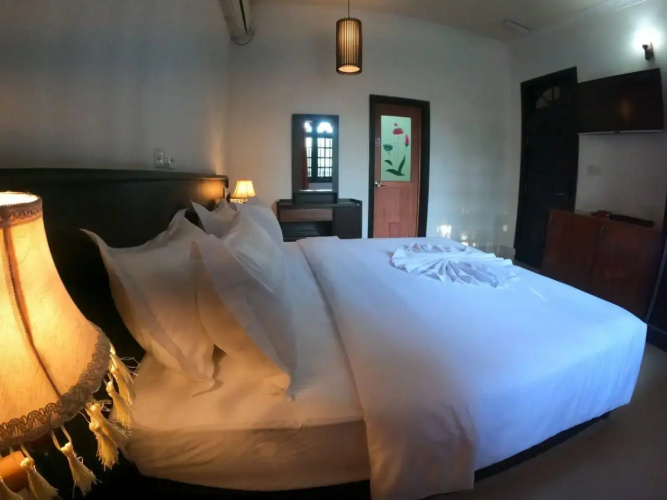 Twilight Inn