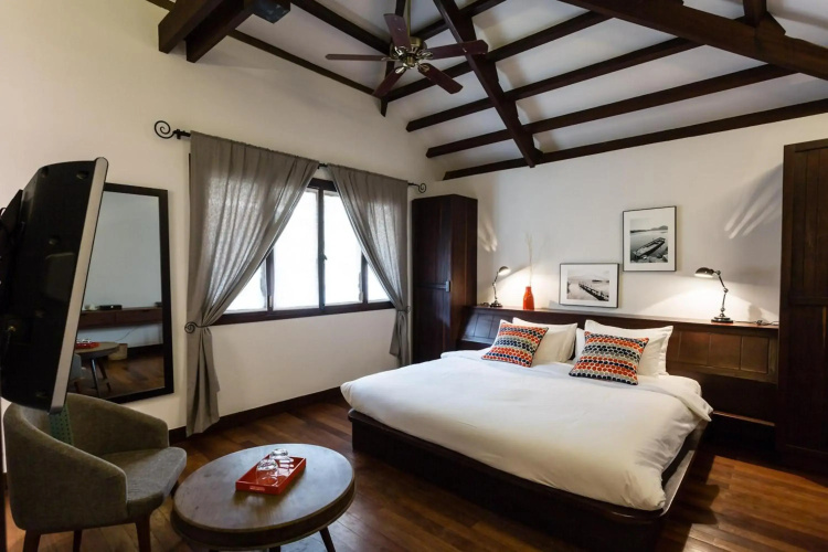Heritage Suites Hotel