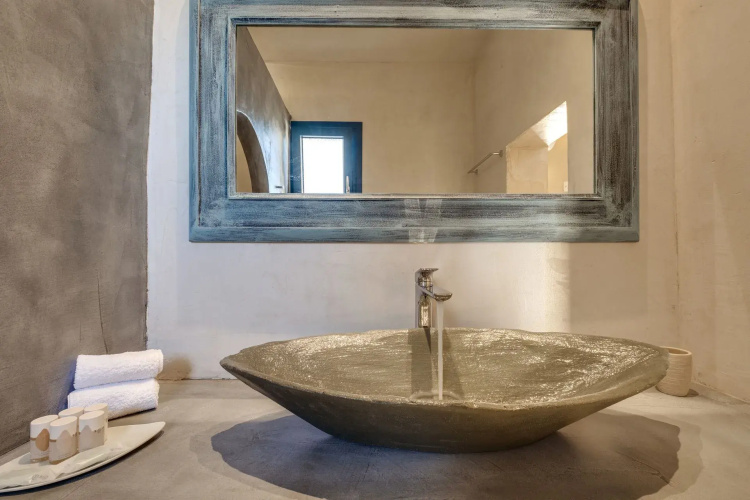 Pasithea Suites