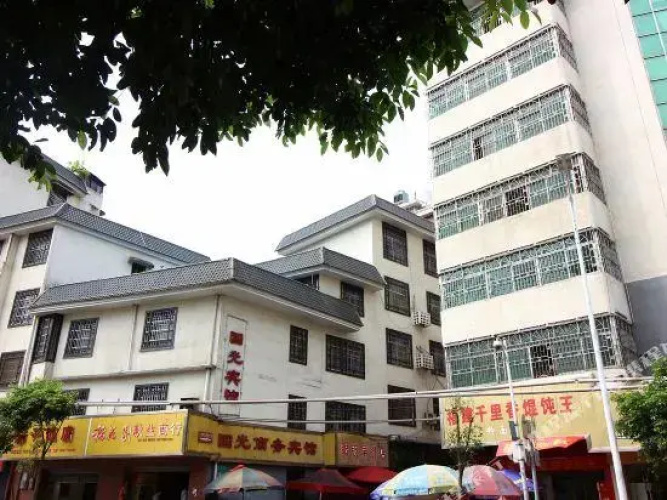 Guoguang Hotel