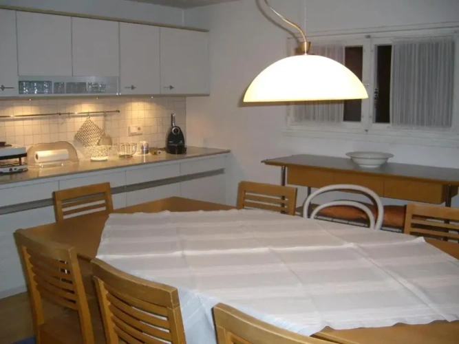 3 Bedrooms Apartment
