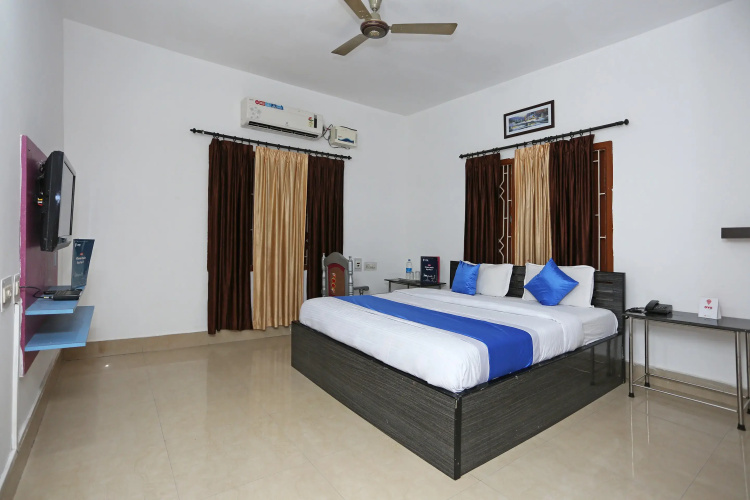 Super Hotel O Maa Banadurga Inn