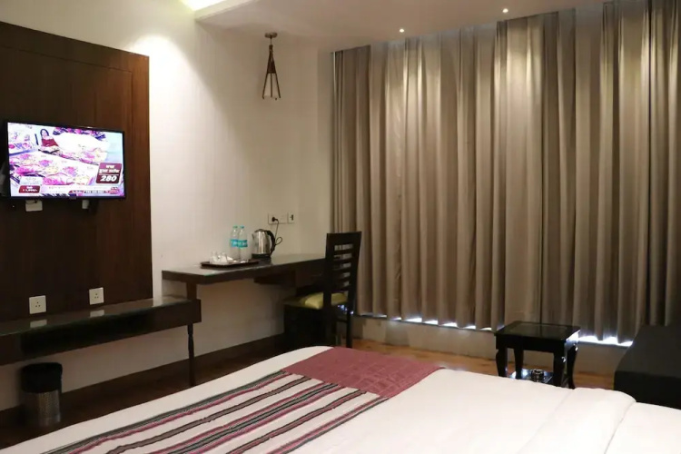 Wedcation By Tivoli - A Unit of Palmdale Resort