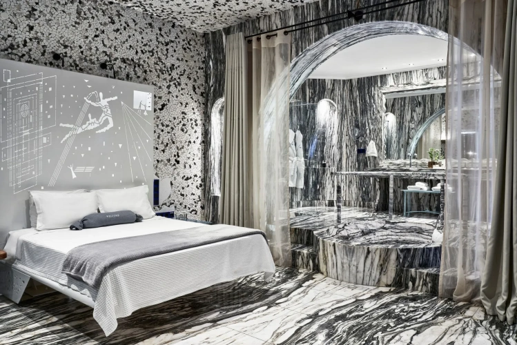 2 Bedrooms Everly Suite