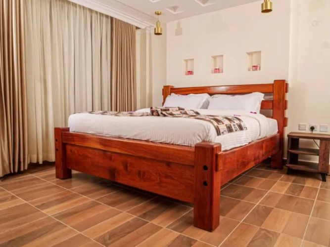 Standard Double room with city view