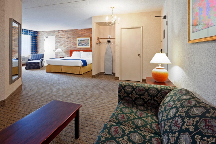 Double Suite
