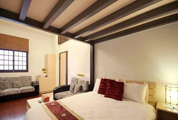 Standard Quadruple Family room