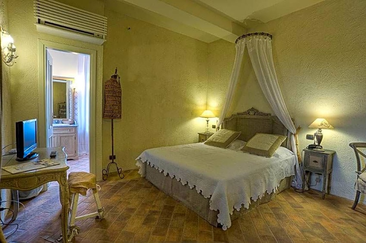 Classic room