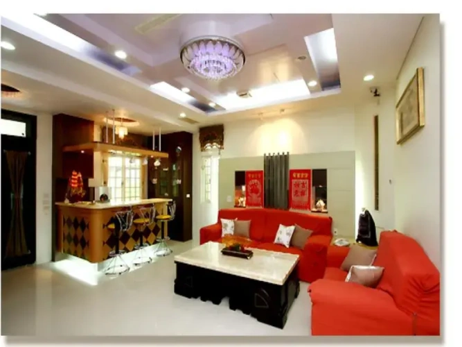 5 Bedrooms Villa