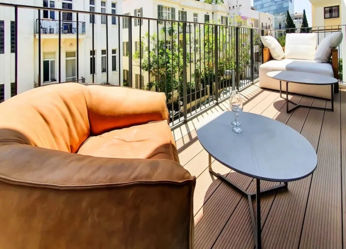 3 Bedrooms Apartment with balcony