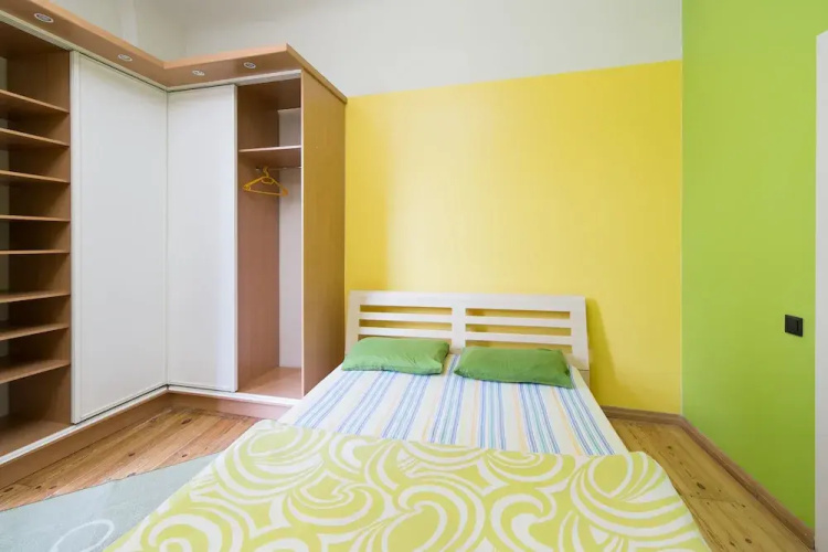 Funky Backpackers Hostel & Apartments